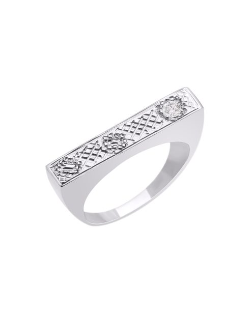 Engraved ring in 950 silver with crystal