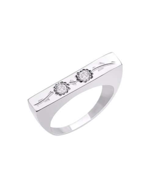 Engraved ring in 950 silver with crystals